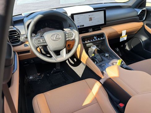 New 2026 Lexus IS 350 F Sport RWD image 18