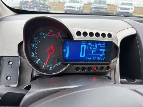 Used 2016 Chevrolet Sonic LS FWD image 30