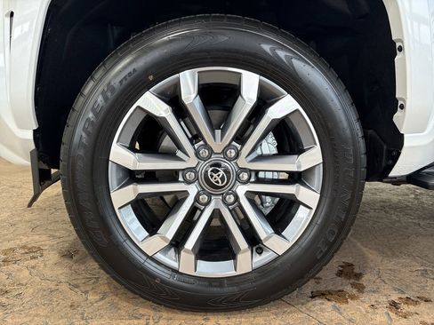 New 2026 Toyota 4Runner Limited image 10