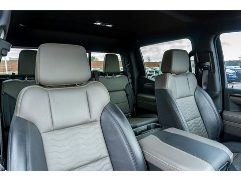 Used 2023 Chevrolet Silverado 1500 ZR2 w/ Technology Package image 17