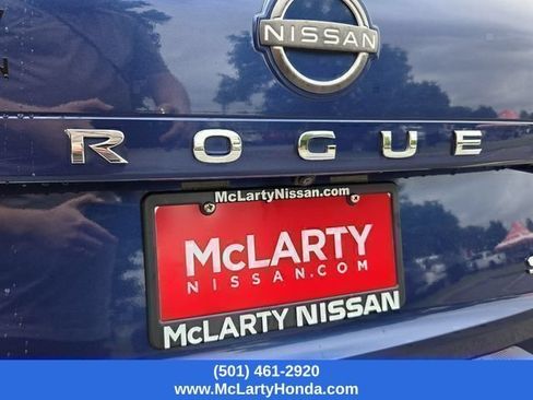 Used 2023 Nissan Rogue SV FWD image 14