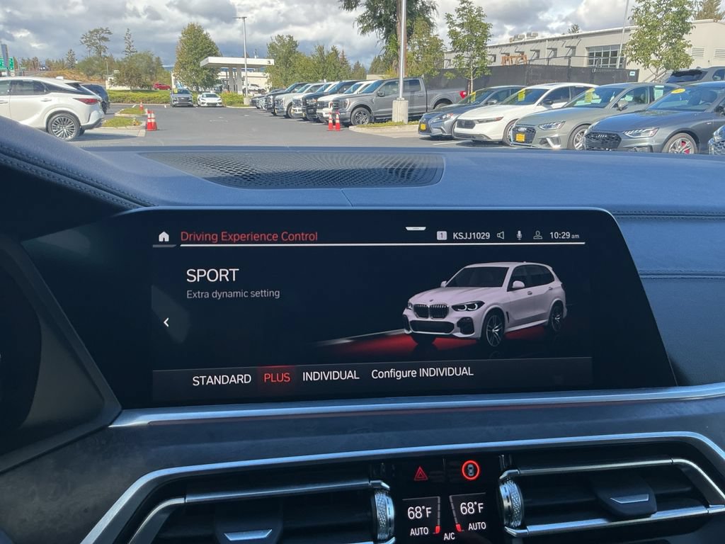 Used 2022 BMW X5 xDrive40i w/ M Sport Package AWD/4WD image 30