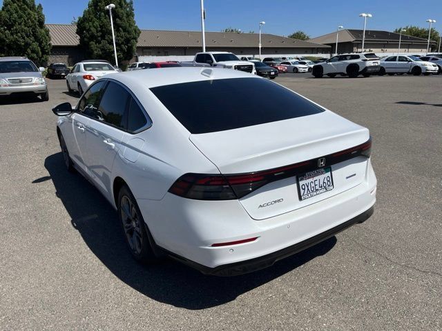 Used 2025 Honda Accord EX-L image 4