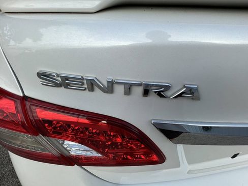 Used 2015 Nissan Sentra SR w/ Navigation Package FWD image 23