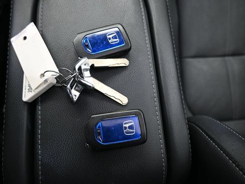 Used 2019 Honda Insight Touring image 20
