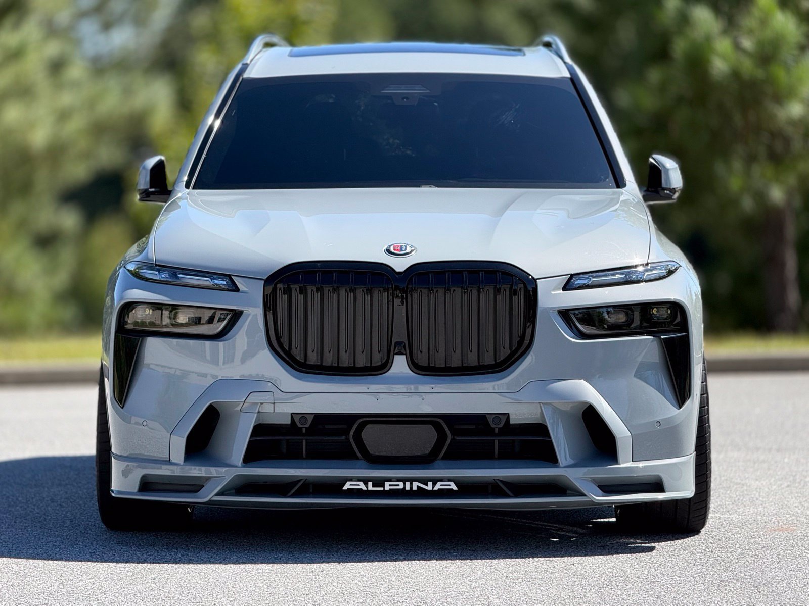 Used 2024 BMW ALPINA XB7 AWD/4WD image 3