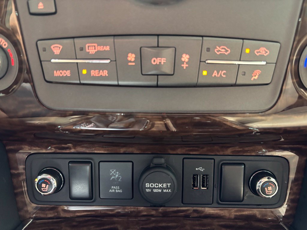 Used 2018 Nissan Armada Platinum w/ Captain Seat Package AWD/4WD image 21