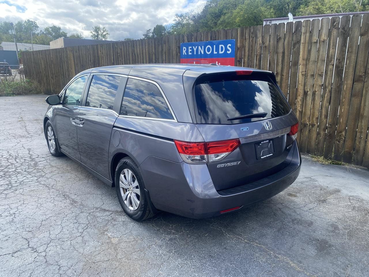 Used 2016 Honda Odyssey SE image 6