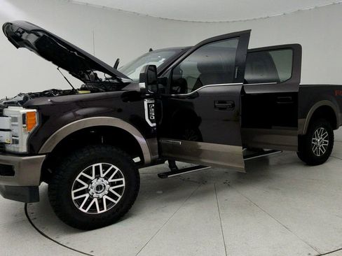 Used 2019 Ford F250 King Ranch w/ King Ranch Ultimate Package AWD/4WD image 11