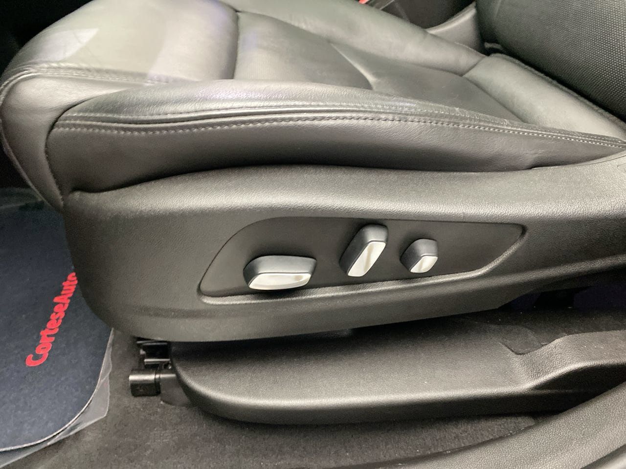 Used 2019 Cadillac XT5 Premium Luxury AWD/4WD image 13
