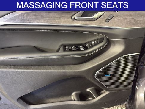 Used 2023 Jeep Grand Cherokee Overland w/ Luxury Tech Group IV image 26