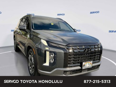 Used 2023 Hyundai Palisade Limited FWD image 1