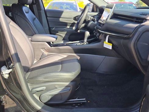 New 2026 Jeep Compass Latitude w/ Sun and Sound Group image 7