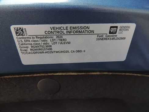 Used 2024 Chevrolet Traverse LS w/ LPO, Floor Liner Package FWD image 23