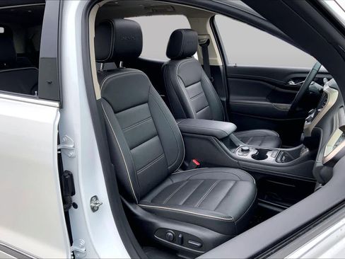 Used 2023 GMC Acadia Denali w/ Denali Technology Package AWD/4WD image 8