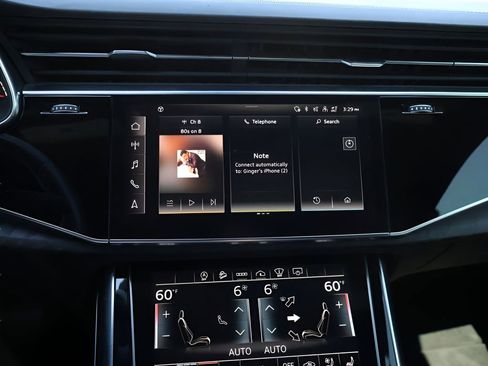 Used 2022 Audi Q8 Prestige w/ Prestige Package AWD/4WD image 25