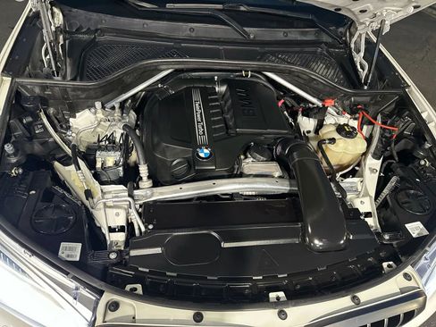 Used 2017 BMW X6 xDrive35i AWD/4WD image 52