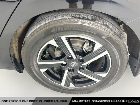 Certified 2024 Nissan Sentra SV FWD image 28