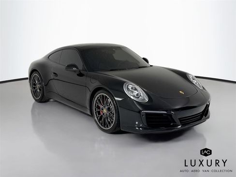 Used 2019 Porsche 911 Carrera S RWD image 3