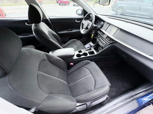 Used 2019 Kia Optima LX image 21