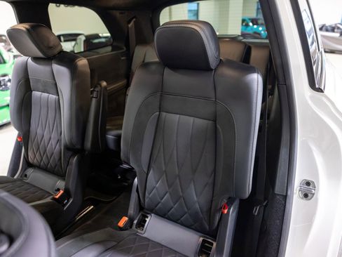 Used 2024 Mercedes-Benz GLS 63 AMG 4MATIC image 36