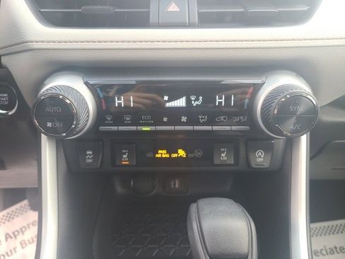 Used 2023 Toyota RAV4 XLE image 27