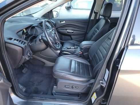 Used 2016 Ford Escape Titanium w/ Equipment Group 301A image 8