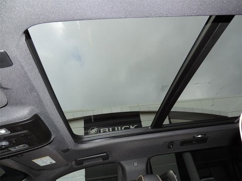 Certified 2023 GMC Yukon XL AT4 image 9