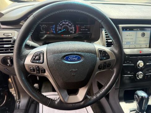 Used 2018 Ford Flex SEL FWD image 13