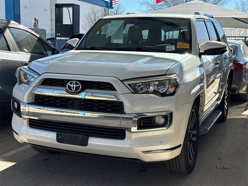 Used 2015 Toyota 4Runner Limited image 1