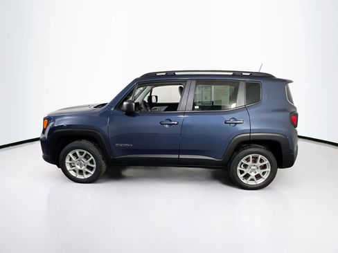 Used 2022 Jeep Renegade Latitude AWD/4WD image 8
