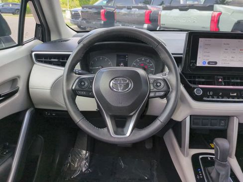 Certified 2023 Toyota Corolla Cross LE AWD/4WD image 15
