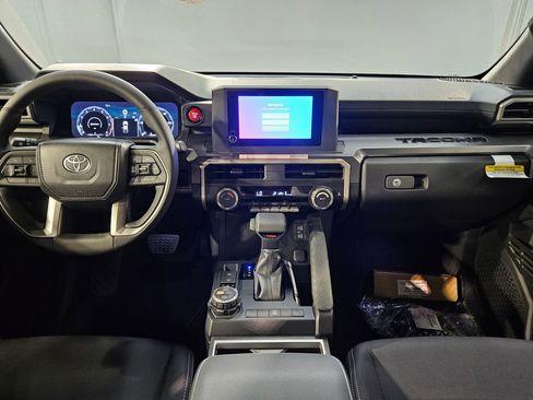 New 2026 Toyota Tacoma TRD Off-Road AWD/4WD image 9