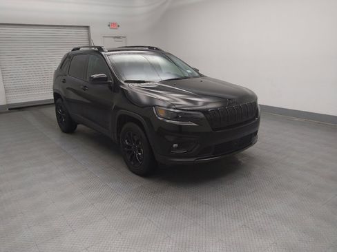 Used 2023 Jeep Cherokee Altitude Lux image 13