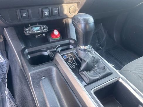 Used 2021 Toyota Tacoma SR5 image 22