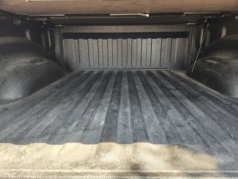 Used 2023 RAM 1500 Laramie AWD/4WD image 32