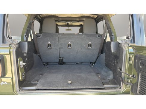 Used 2022 Jeep Wrangler Unlimited Sport AWD/4WD image 12