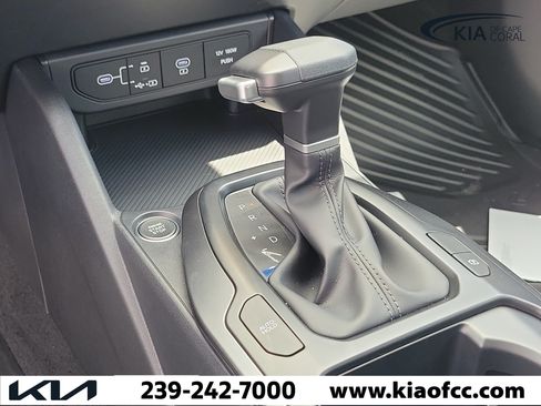New 2026 Kia K4 FWD image 30