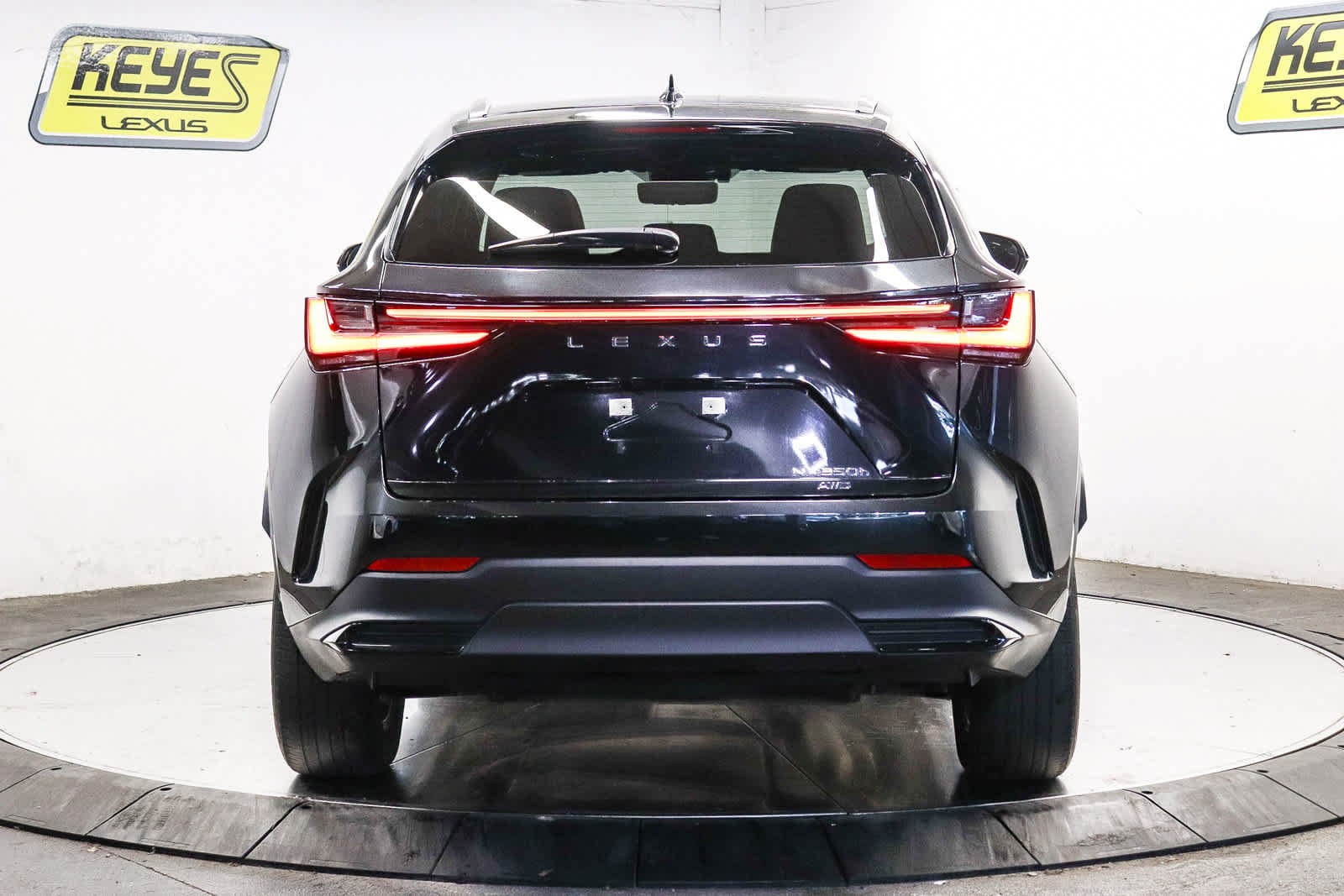Used 2024 Lexus NX 350h AWD w/ Vision Package image 5