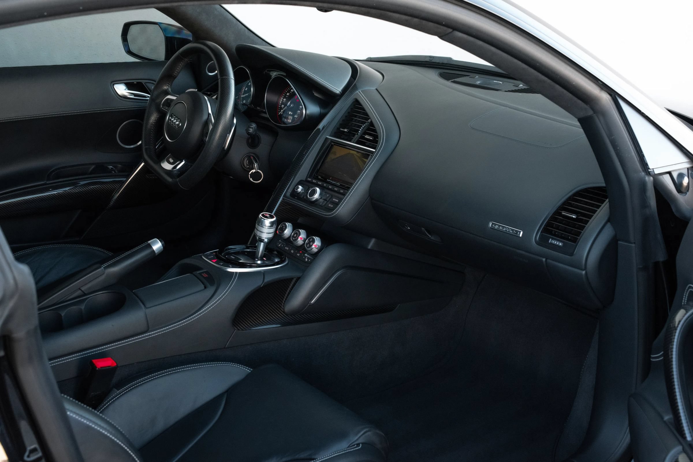 Used 2014 Audi R8 V10 AWD/4WD image 29