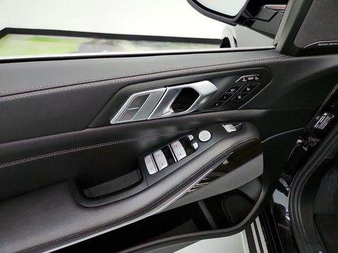 Used 2019 BMW X7 xDrive40i w/ Premium Package AWD/4WD image 21