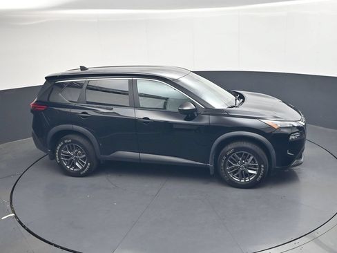 Used 2023 Nissan Rogue S AWD/4WD image 24