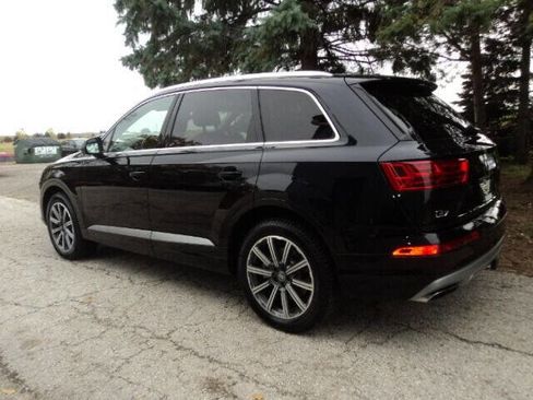 Used 2017 Audi Q7 3.0T Prestige image 2
