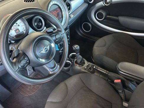 Used 2011 MINI Cooper S FWD image 4