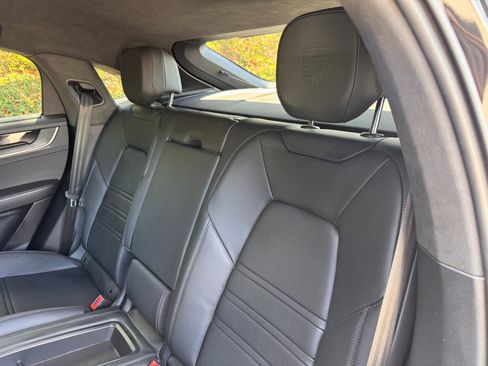 Used 2025 Porsche Cayenne Turbo GT image 56