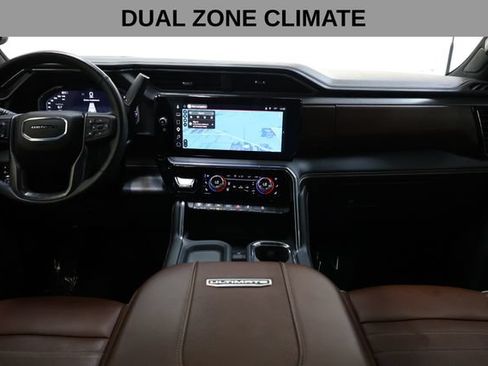 Used 2025 GMC Sierra 2500 Denali Ultimate AWD/4WD image 42