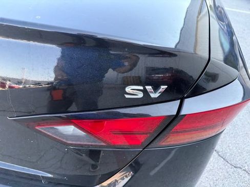 Used 2021 Nissan Altima 2.5 SV FWD image 5