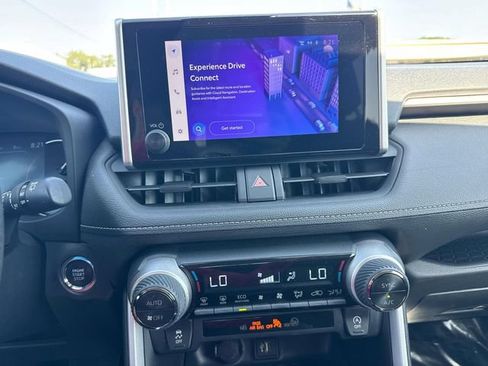 Used 2024 Toyota RAV4 XLE FWD image 30