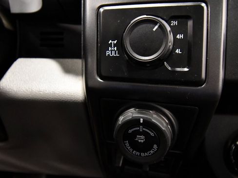 Used 2018 Ford F150 XLT w/ Equipment Group 302A Luxury image 24