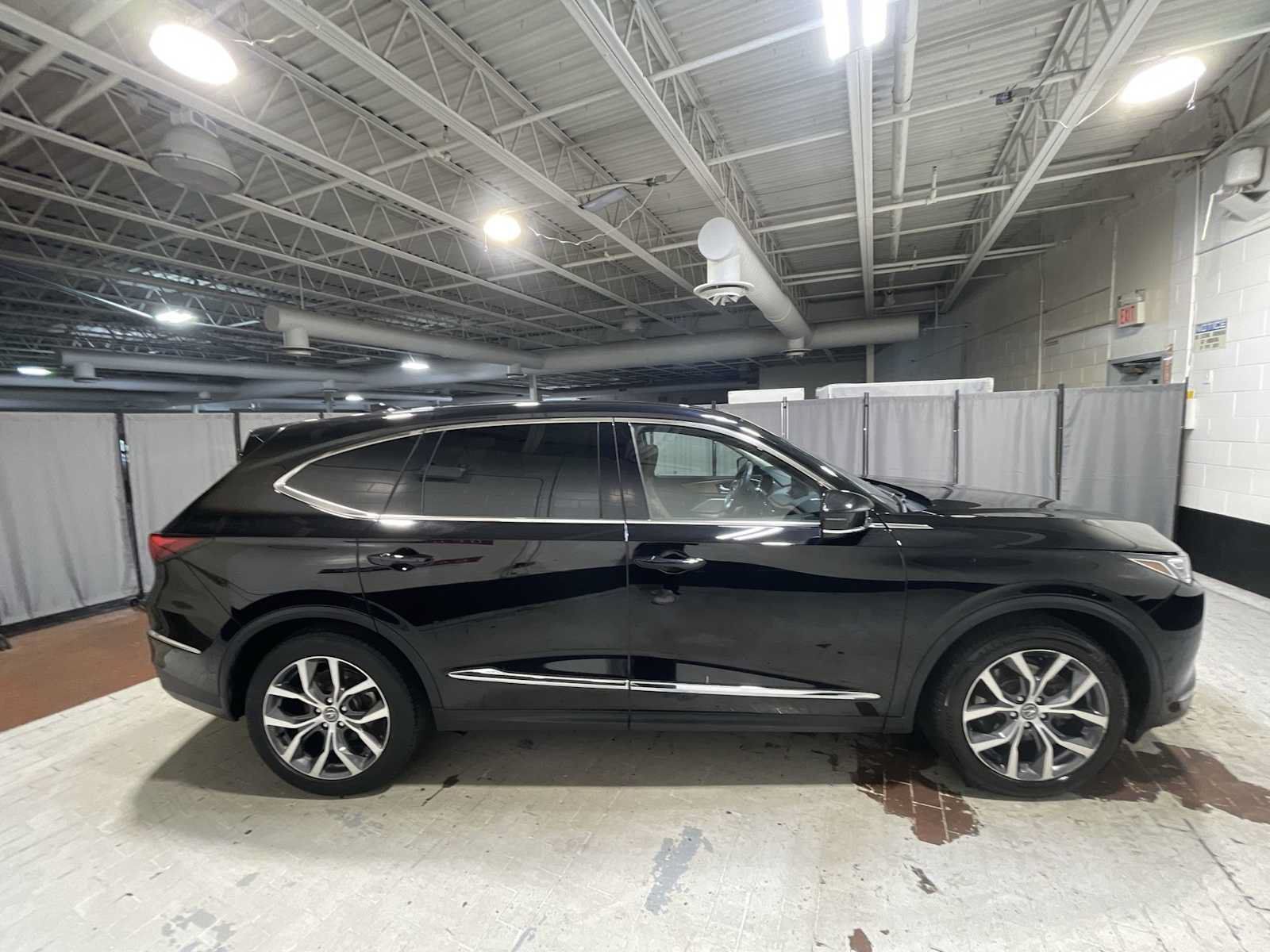 Used 2024 Acura MDX w/ Technology Package AWD/4WD image 27